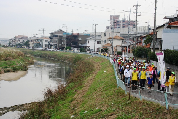 (写真)猿渡川