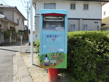 元岡商店前