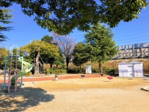 西ノ割公園遊具