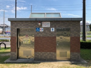 長篠公園トイレ
